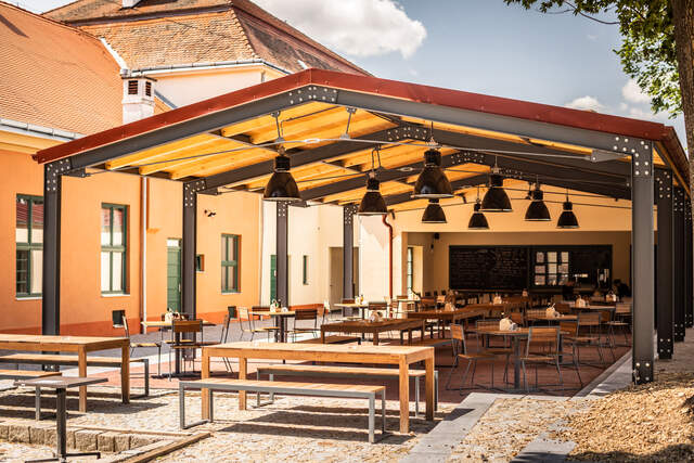 Zahrádka, Znojmo Brewery