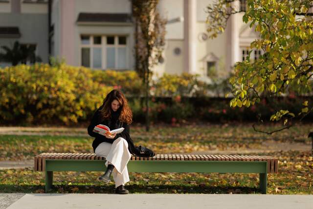 Mobiliar mit Mehrwert. Wir erhöhen den Nutzwert des öffentlichen Raums